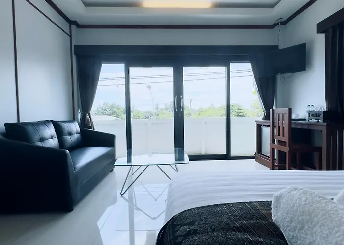Ez House