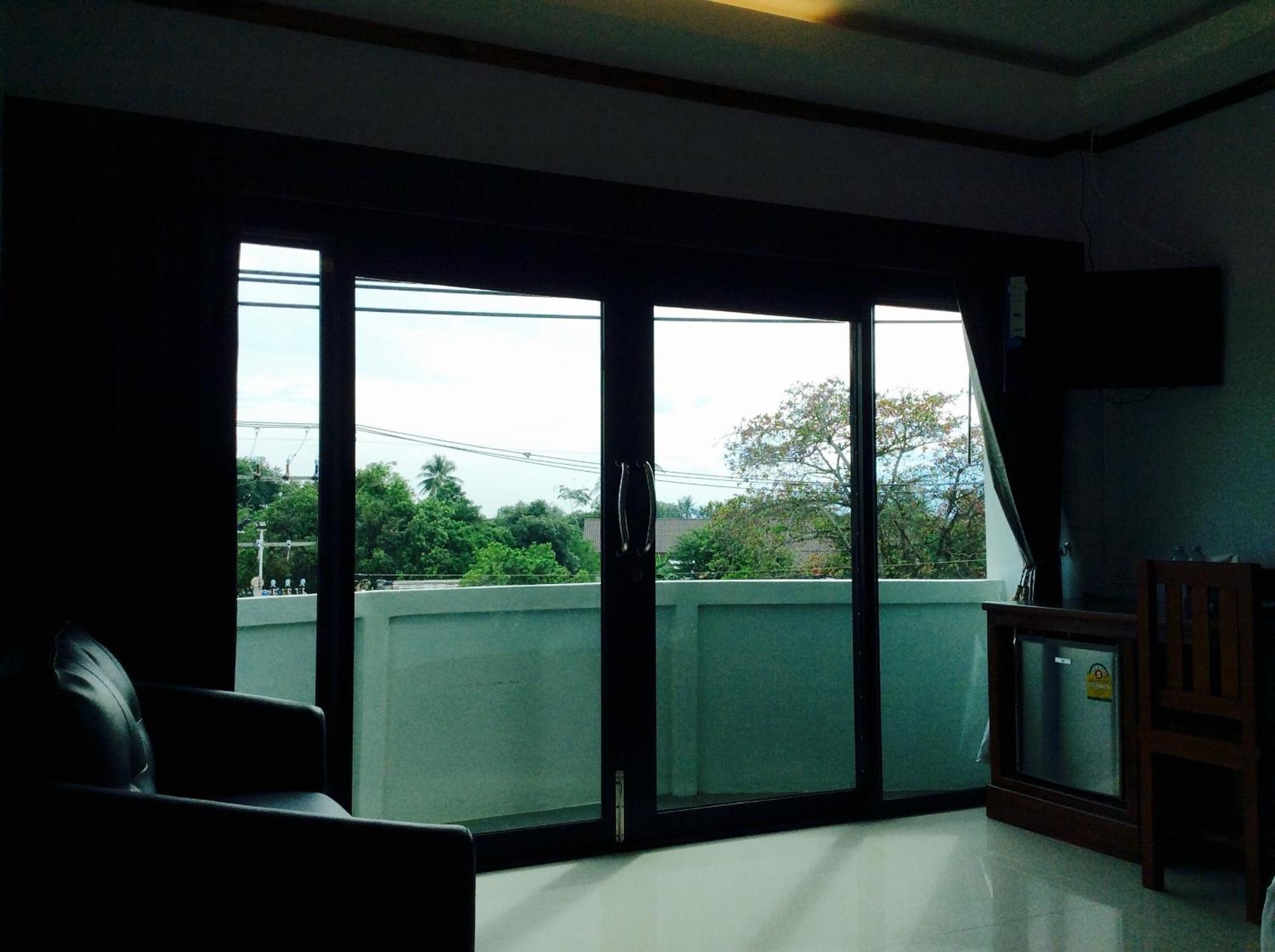 Ez House Guest house