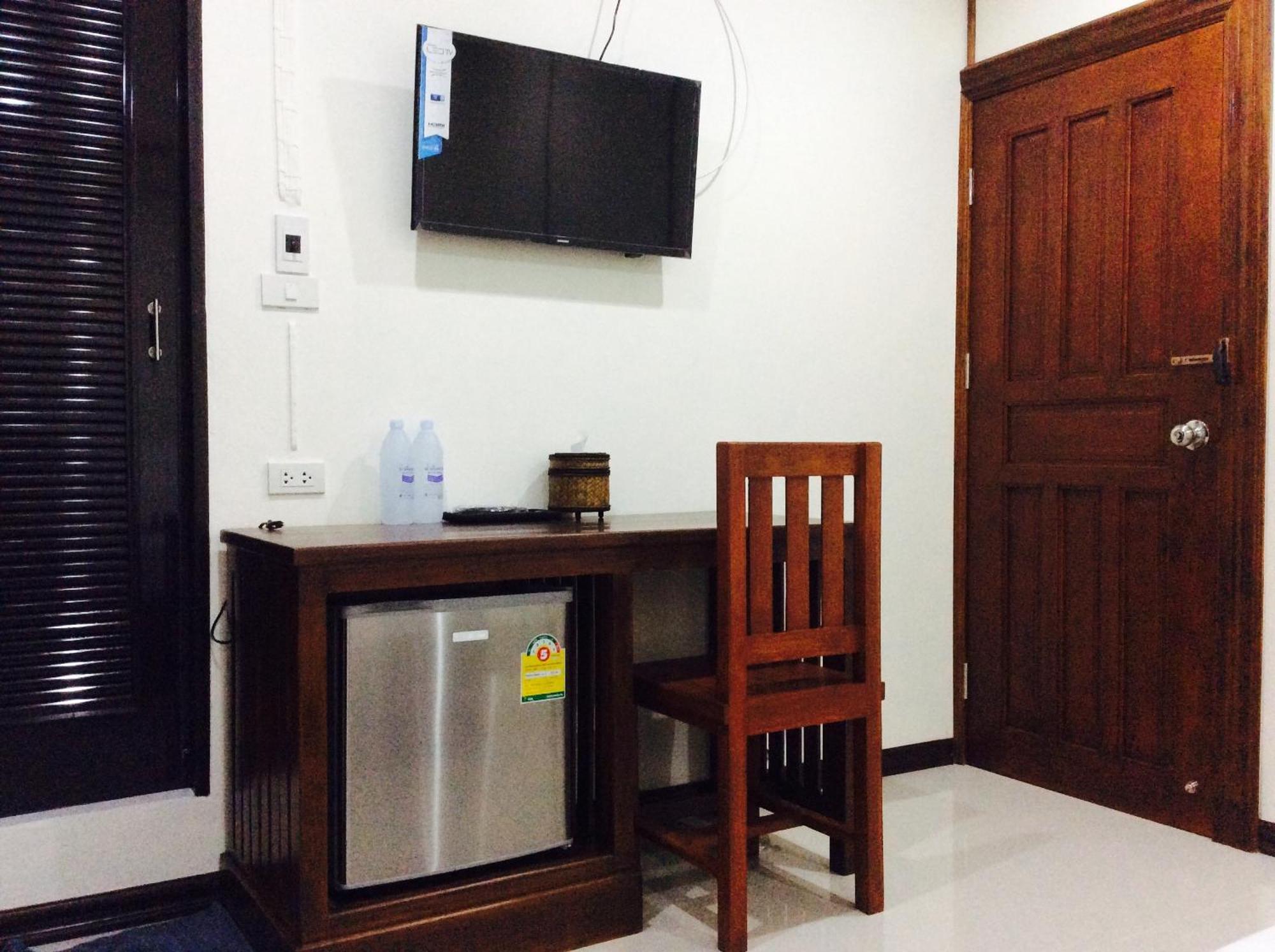 Guest house Ez House