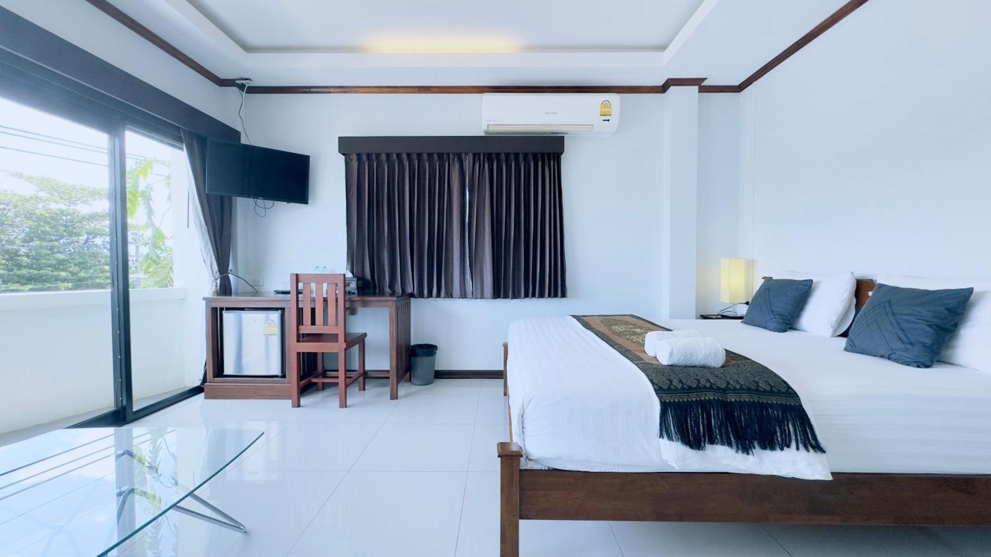 Ez House Guest house
