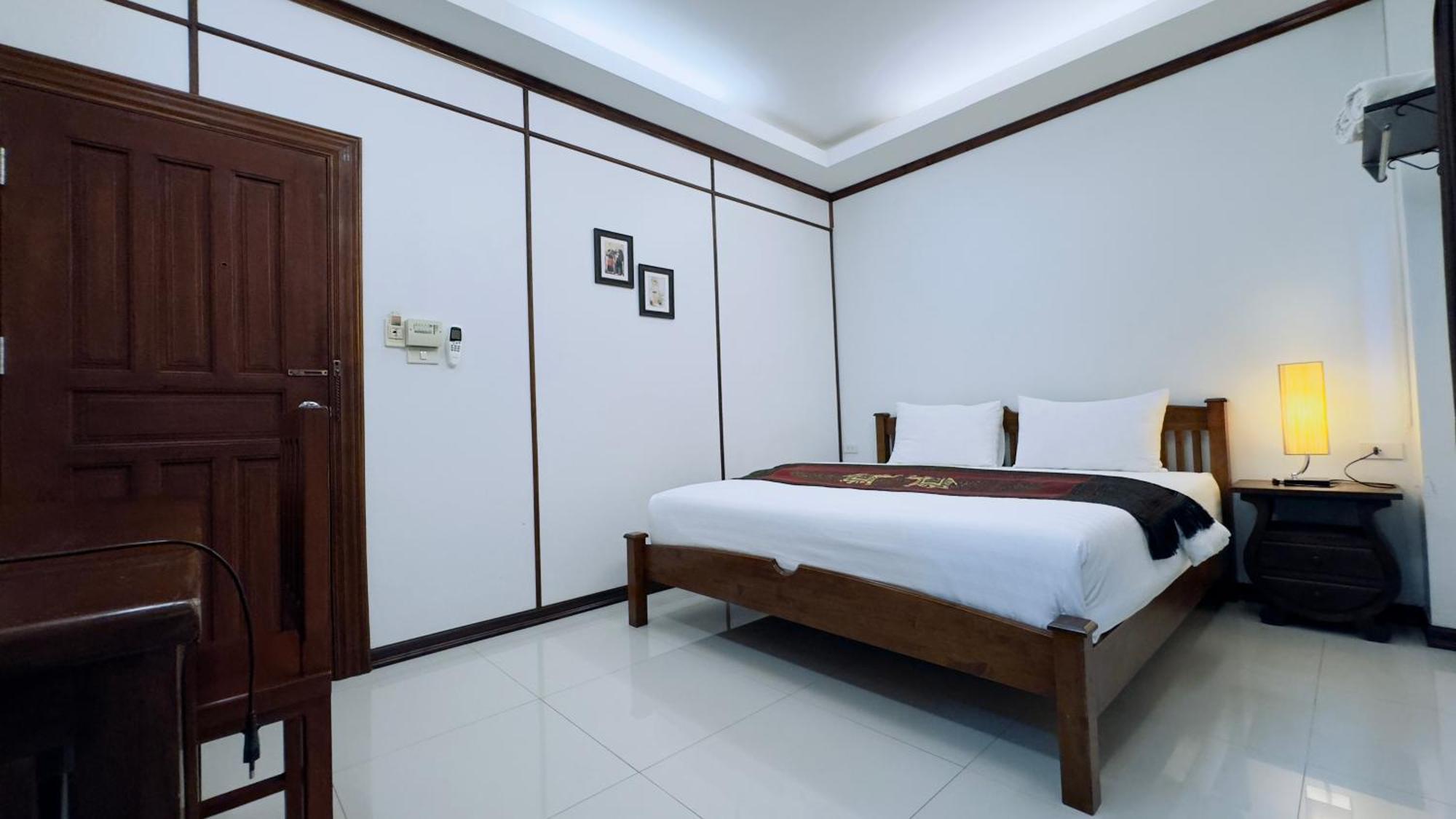 Ez House 2* Sukhothai