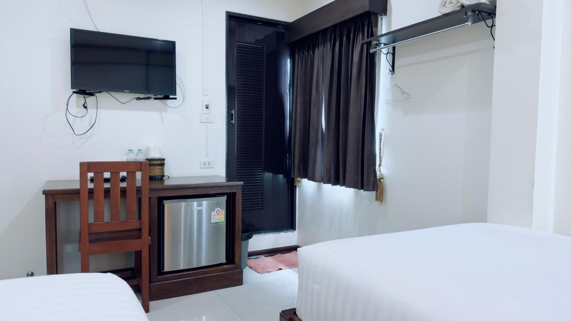 Guest house Ez House